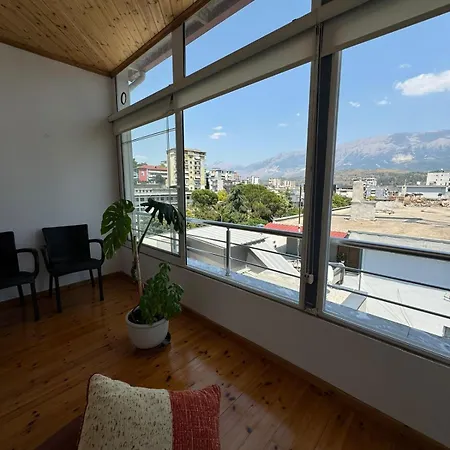 Central Apartment Gjirokaster
