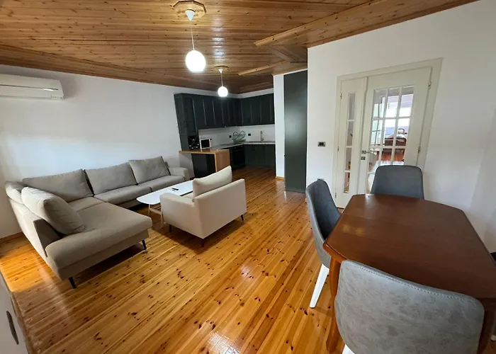 公寓 Central Apartment Gjirokaster Gjirokastër